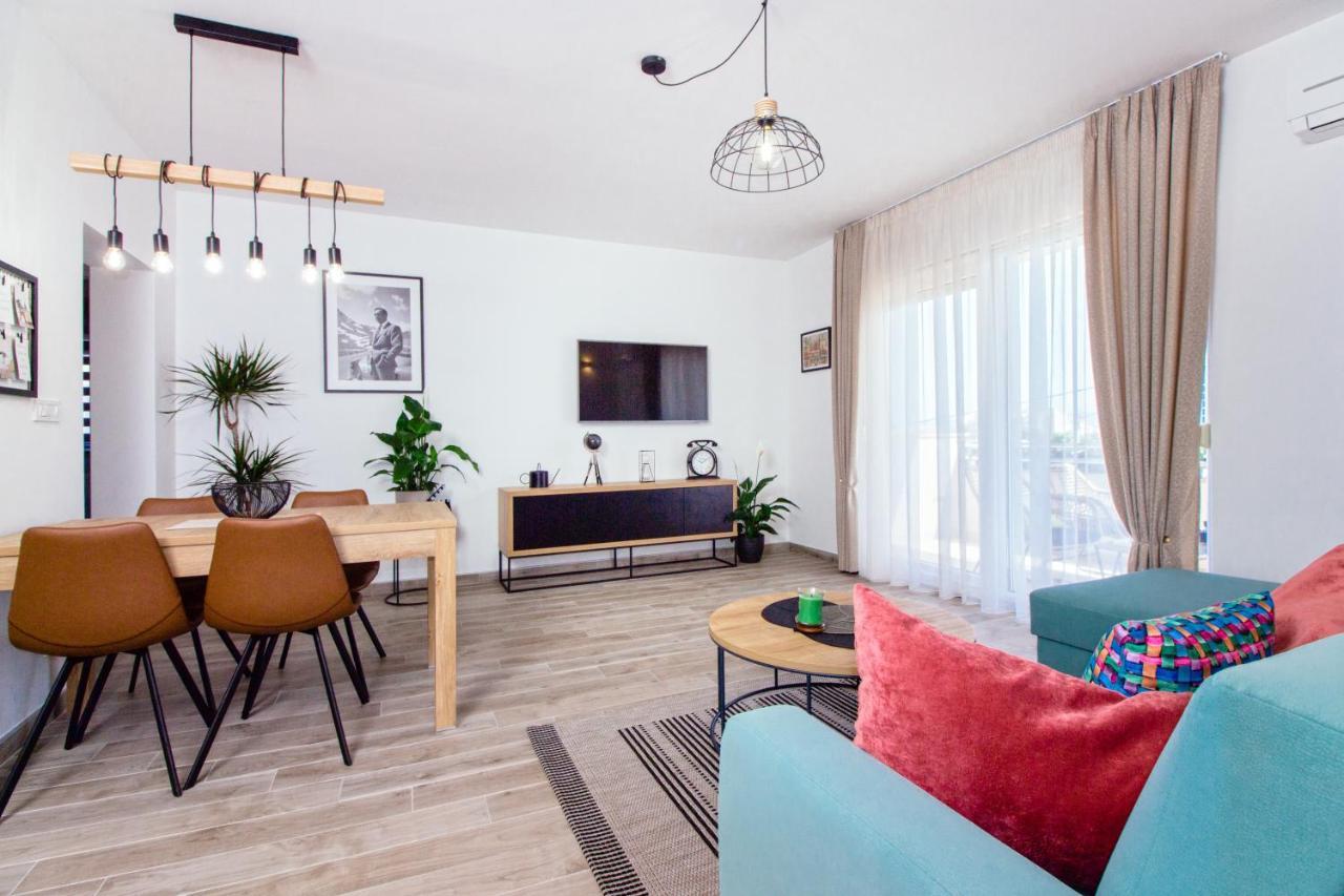Utopia Apartments Split Exteriör bild
